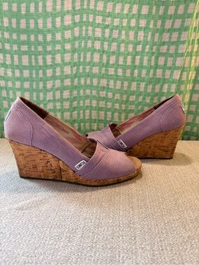 Toms Lavender Canvas Cork Wedge Peep-Toe Slip-Ons.Size 8.5. Dressy or  casual